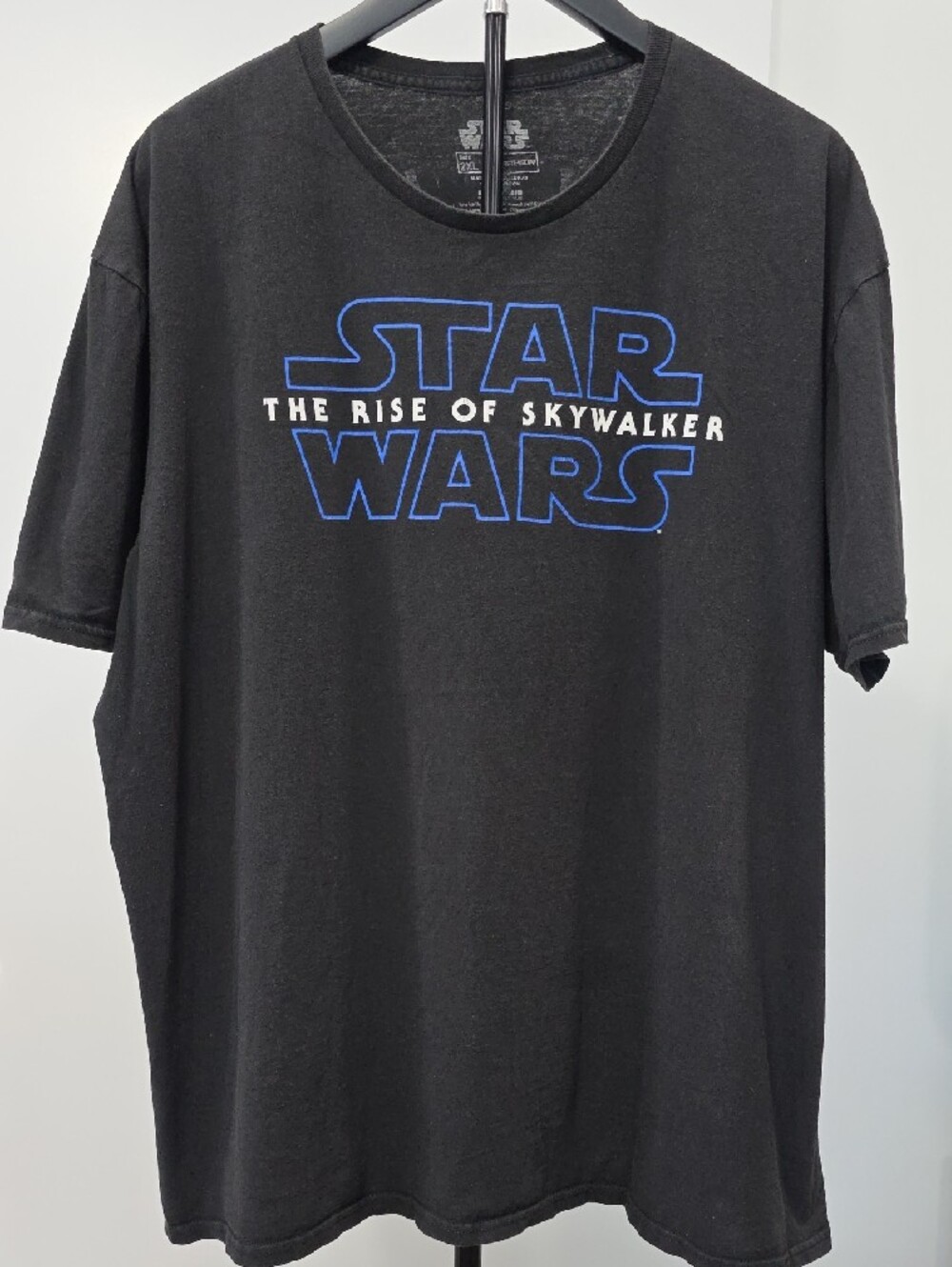 Men's Size 2XL Star Wars "The Rise of Skywalker" Black Tee Short Sleeve T9